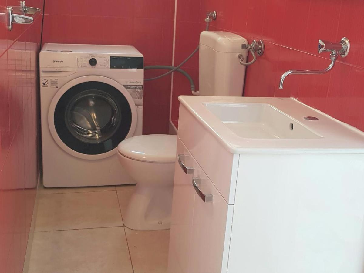 פלוצ'ה Villa Tina מראה חיצוני תמונה